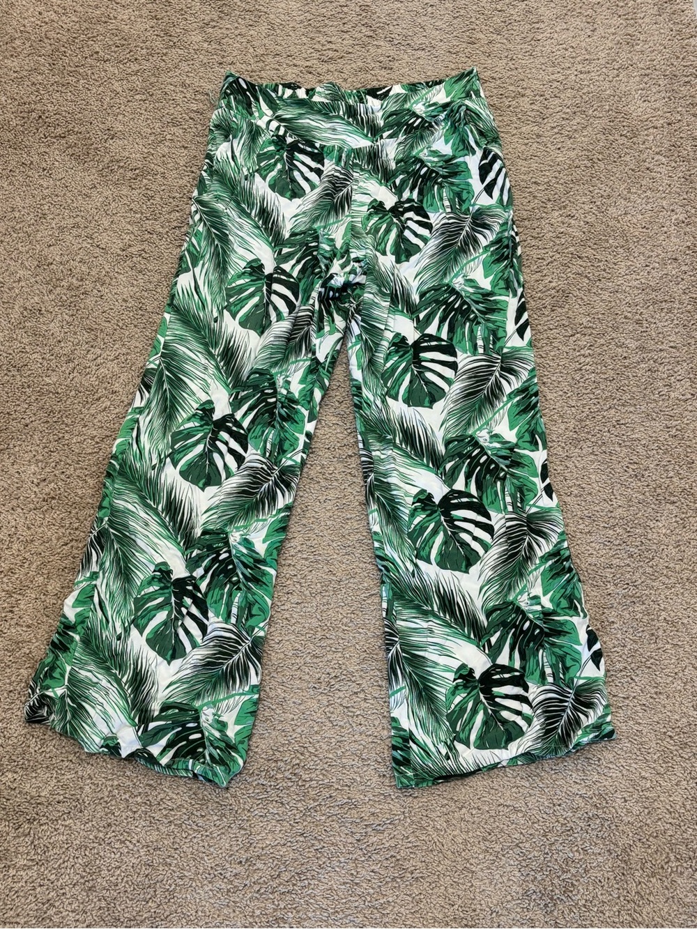 GUESS Tropical Monstera Palm Leaf Wide Leg Palazzo Pants Green M